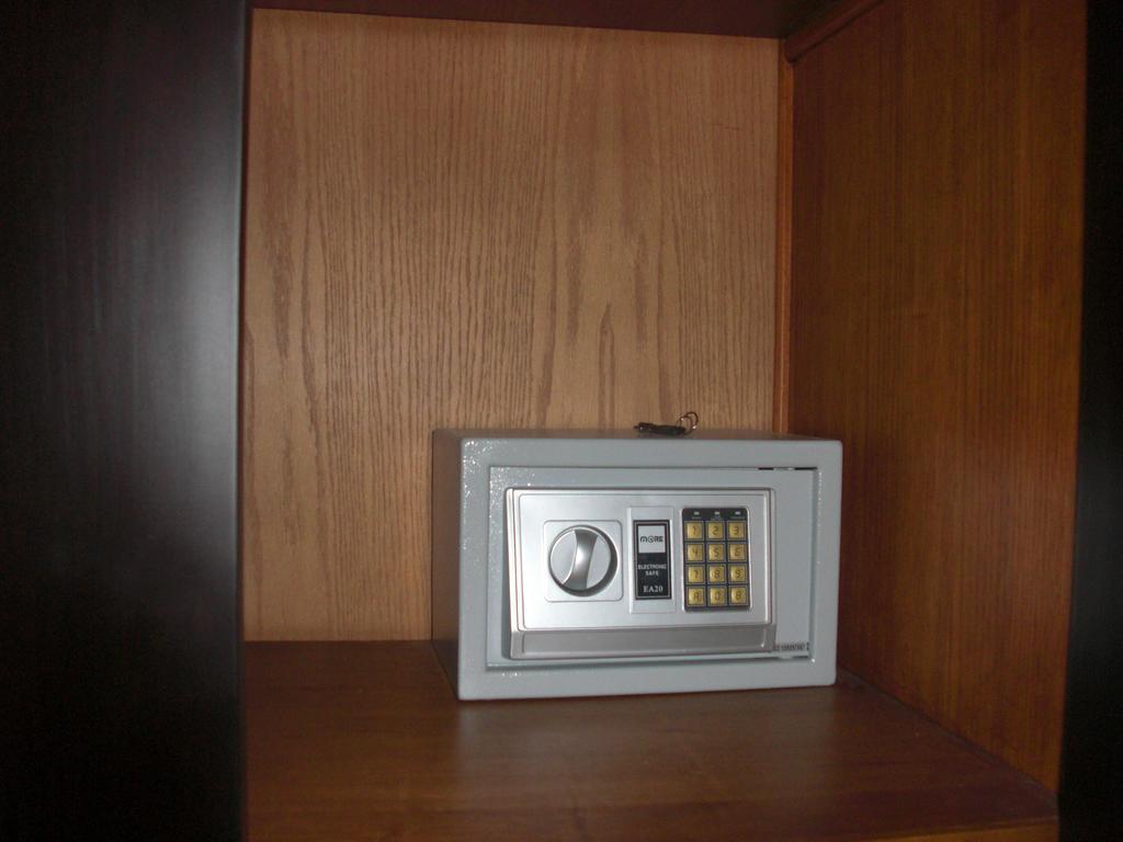 Cairo Plaza Guest House 6th of October City Стая снимка